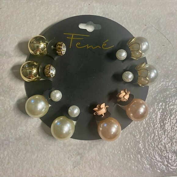 Double Stud Earring Set - Picture 1 of 1